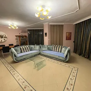 https://city-center-duplex-apartment.hotels-in-tirana.com